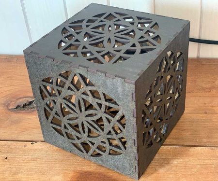 Lampe cube Équilibre Bronze taille S de 3/4
