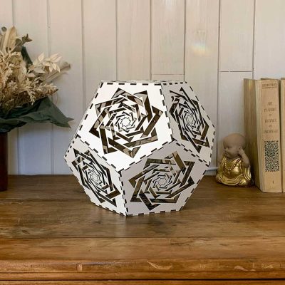 Lampe dodécaèdre Abondance Blanc en situation